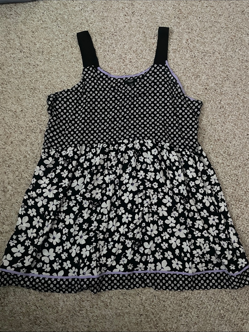 Simply Vera Vera Wang Floral Chemise. Nightgown